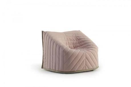 Llega nuestro segundo #iSaloni Top 5: sentarse sin norma. barnaby_02