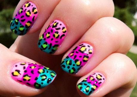 FABULOSAS UÑAS DECORADAS