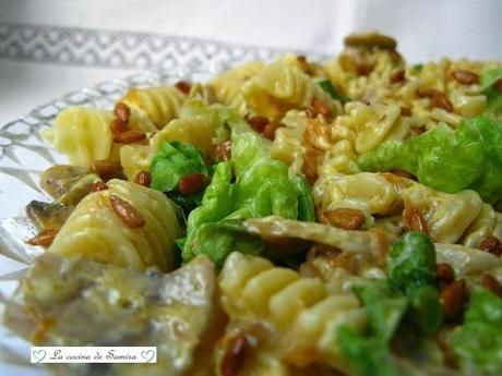 Ensalada de radiatori al curry