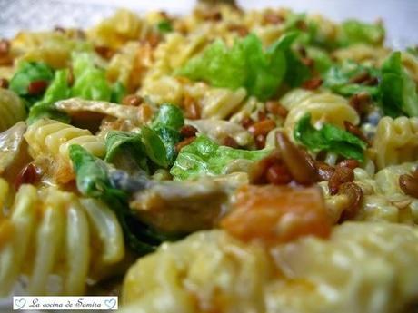 Ensalada de radiatori al curry
