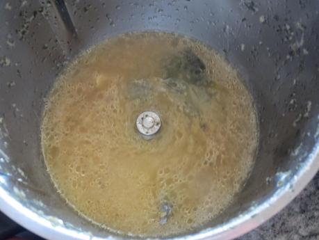 Merluza al vapor en salsa (O rebozada)