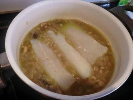 Bacalao con pasas y nueces