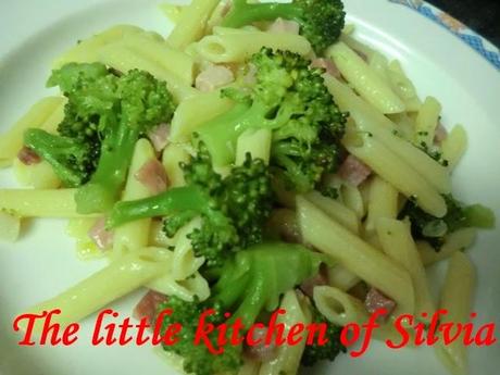 Macarrones con brócoli