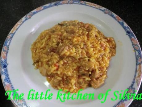 Arroz de carne con tomate y pisto