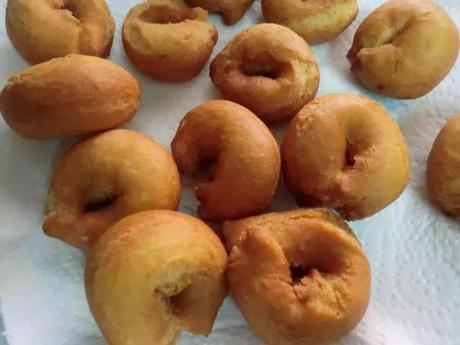 Roscos fritos de nata
