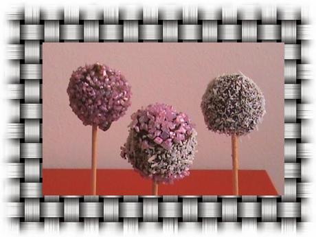 CAKE POPS