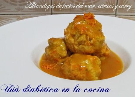 Albóndigas de frutos del mar, cítricos y curry