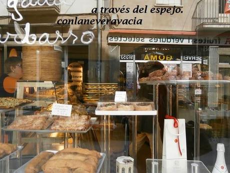 A TRAVÉS DEL CRISTAL UNOS DÍAS ANTES DE SEMANA SANTA