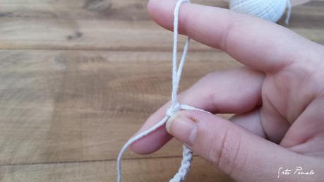 DIY: Cómo tejer un cordón con las manos.