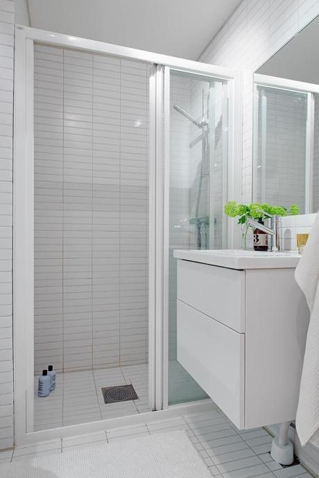 estilo nórdico decoración salones nórdicos decoración nórdica cocinas blancas modernas blog decoracion interiores Armarios y estanterías volados armarios blancos salón almacenaje decoración 