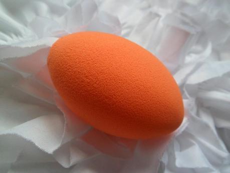 IHERB: Miracle Complexion Sponge de Real Techniques IHERB: Miracle Complexion Sponge de Real Techniques