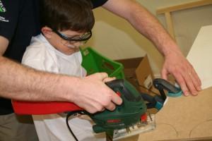 IMG 0194 300x200 Papá ¿por qué no hacemos juntos bricolaje? Bricolaje con niños.