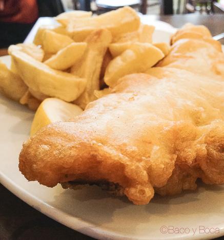 Bacalao fresco Cold fish and chips en  the kingfisher restaurant dublin