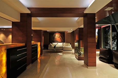 http://www.iidudu.com/images/architecture-people-painting-from-wooden-hallway-two-level-contemporary-bungalow-interior-design.jpg