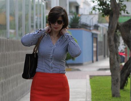 Mis Looks - La falda naranja y camisa a rayas