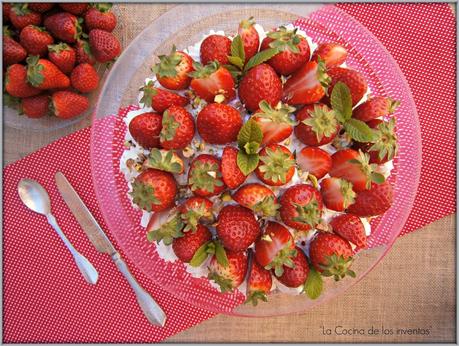 Tarta fácil con Nata y Fresas