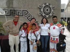 Judith con huicholes