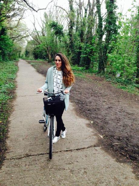 Image and video hosting by TinyPic