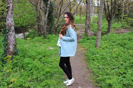 Image and video hosting by TinyPic