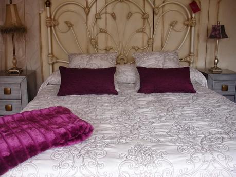 CAMBIO DE LOOK EN NUESTRO ESCAPARATE!!