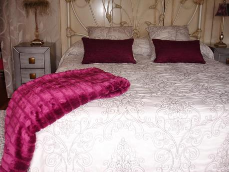 CAMBIO DE LOOK EN NUESTRO ESCAPARATE!!