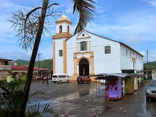 Iglesia San Felipe, Portobelo, Panamá, round the world, La vuelta al mundo de Asun y Ricardo, mundoporlibre.com