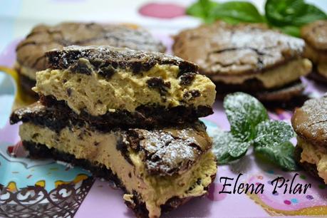 Brownie cookies rellenas de crema de mantequilla de cacahuete