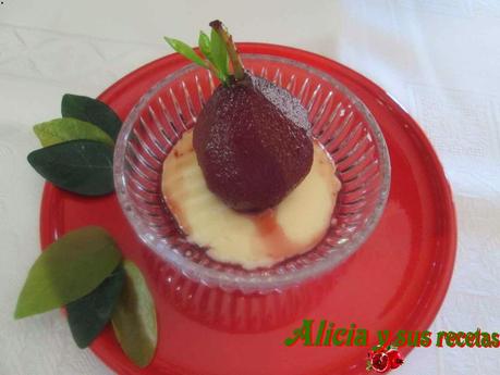 PERAS AL VINO TINTO CON CREMA DE VAINILLA