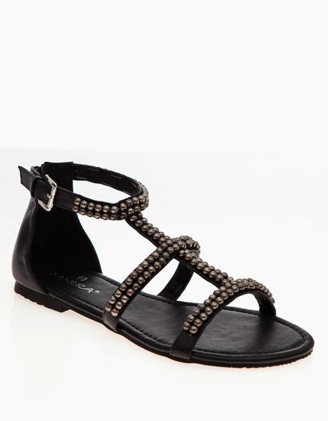 Sol, calor, y tú ¿sin tus básicos veraniegos?