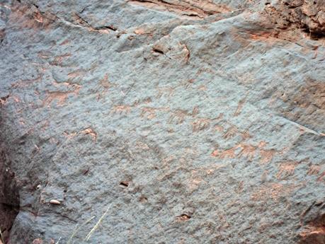 Voces del pasado me hablan de arte.