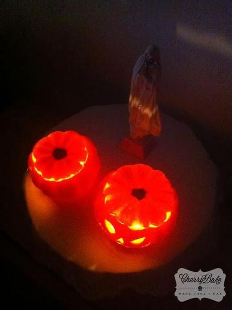 Mini Pumpkin, It's Halloween! / Mini Calabazas, Es Halloween!