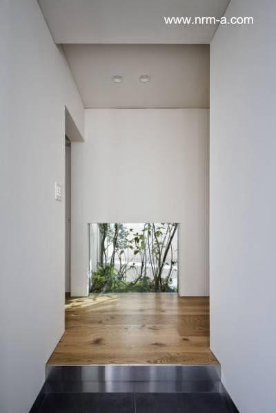 Casa japonesa pequeña ultramoderna.