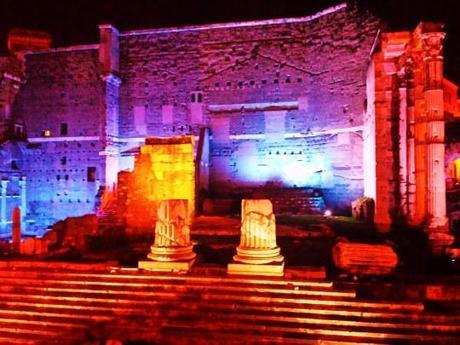 El mercadillo “Porta Portese” y la Magia Nocturna de Roma la foto 4