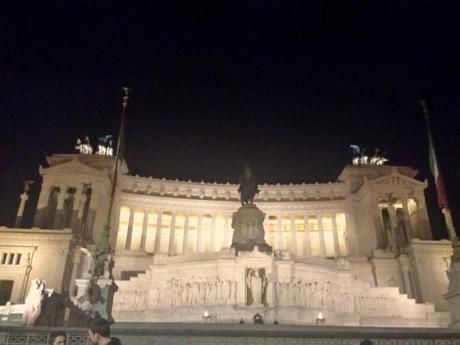 El mercadillo “Porta Portese” y la Magia Nocturna de Roma 20131215_174351_LLS