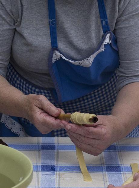 Tirabuzones tradicionales de El Hornillo, Ávila. Dulces para Semana Santa