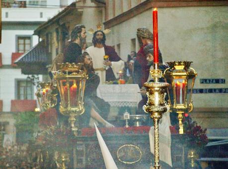 El misterio de La Cena por la Cuesta del Rosario.