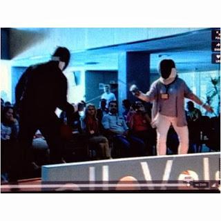 Mònica, en guardia!