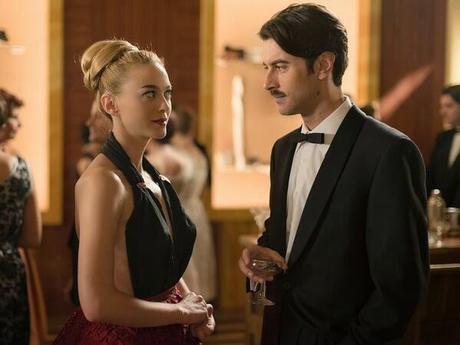 Paso a paso moño de bailarina de Marta Hazas en la serie 