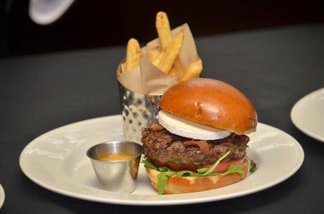 Hard Rock Café Madrid Hamburguesas inspiradas en leyendas del rock y pop