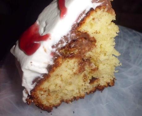 Poke Cake de Chocolate y Nata