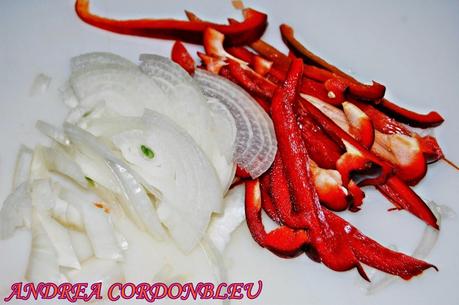 PASTEL DE SPAGUETIS, VERDURAS Y POLLO.