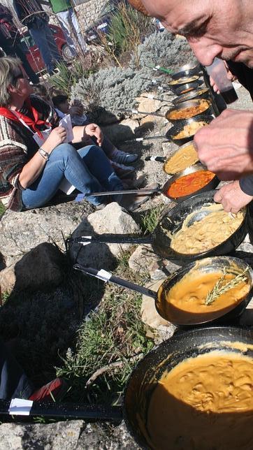 Las gachas manchegas se preparan con una receta muy breve de ingredientes pero compleja de cantidades y tiempos. Hay que ser muy bueno para que queden ricas!