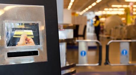 Para obtener la tarjeta de cliente Makro hay que ejercer una actividad económica y presentar la documentación requerida por el establecimiento