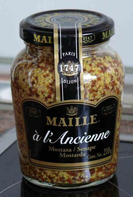 La mostaza a la antigua de dijon es reconocida en el mundo entero por su calidad, cuenta con denominación de origen