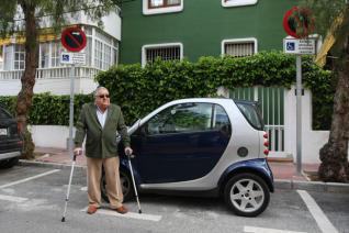 Guillermo del Campo, junto a la plaza que suele ocupar. 