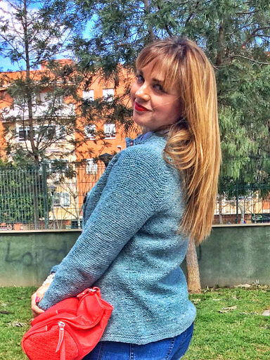 KNITTING CARDIGAN, un look de trote