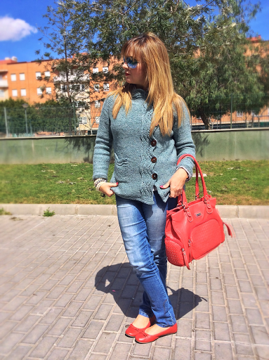 KNITTING CARDIGAN, un look de trote