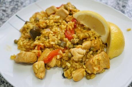 PAELLA DE POLLO