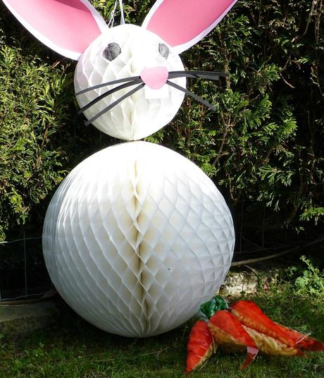 LUNES DE PASCUA Y EGG HUNT PARTY