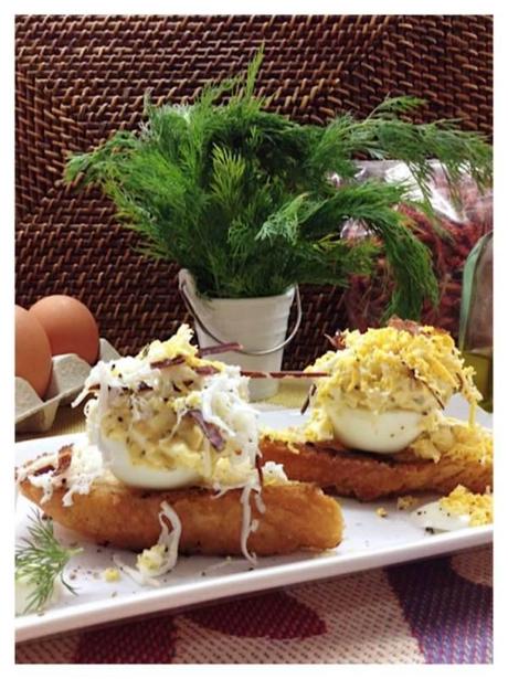 TOSTA DE HUEVO CON CECINA